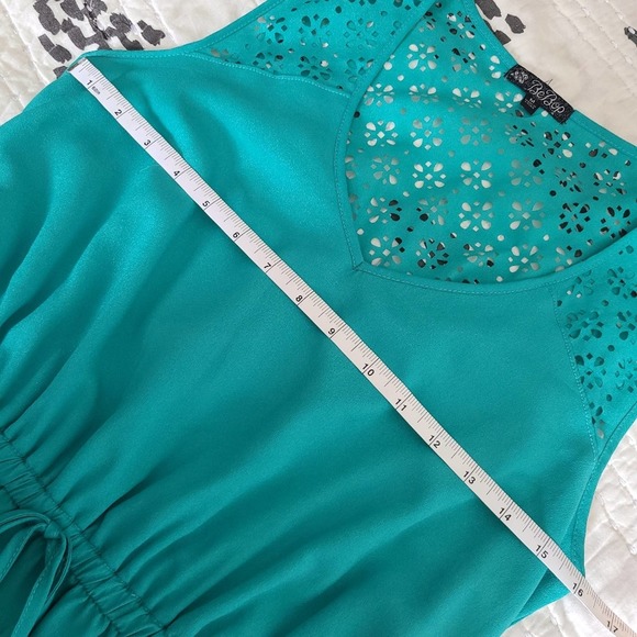 BEBOP | LASER CUTOUT DRESS - Picture 8 of 10